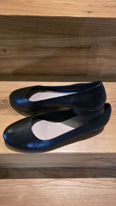 Balerinki Ecco  czarne skórzane 39