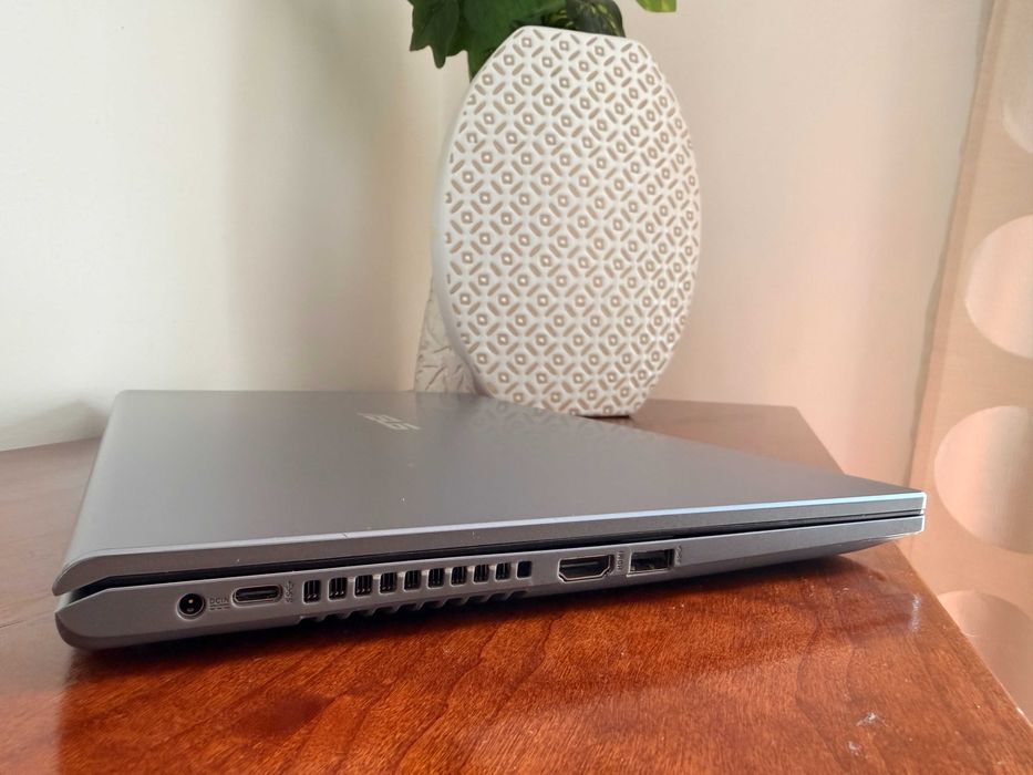 Asus F515J 15.6"FullHD|i7-1065G7 Quad Core|20Gb Ram|Ssd Nvme 512Gb|