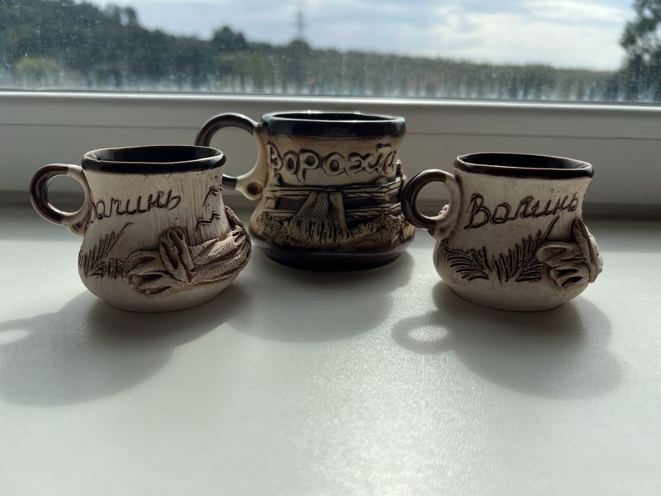 Чашки з глини