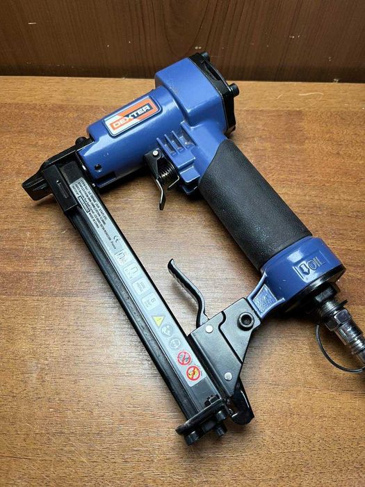 Пневмостеплер Dexter DX-80/16B