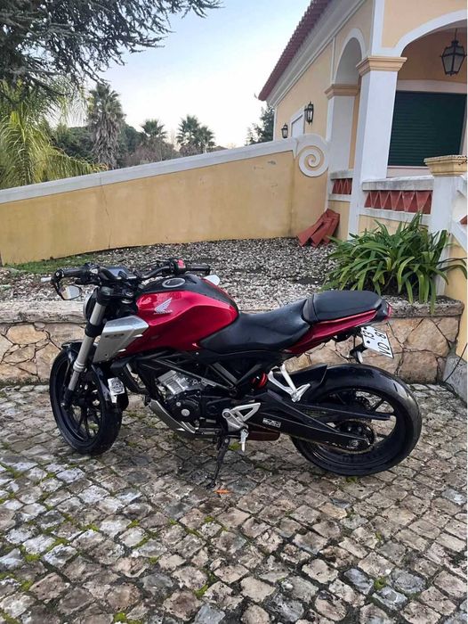 Honda cb125r 2018