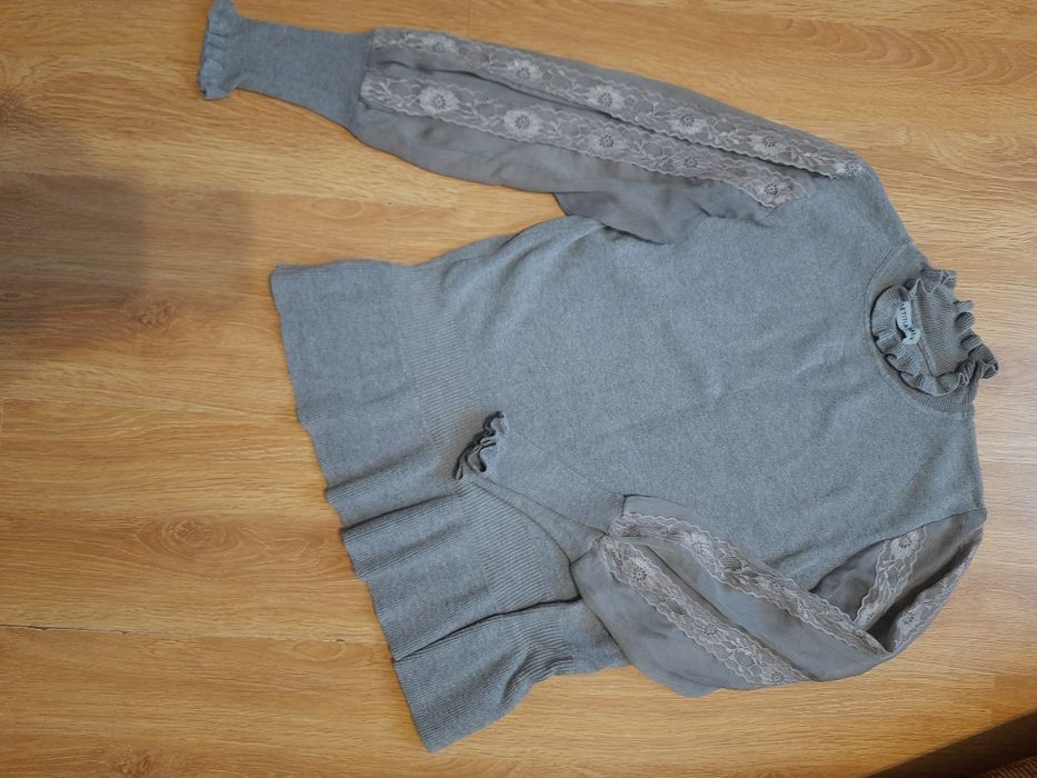 Сіра  жіноча кофтина