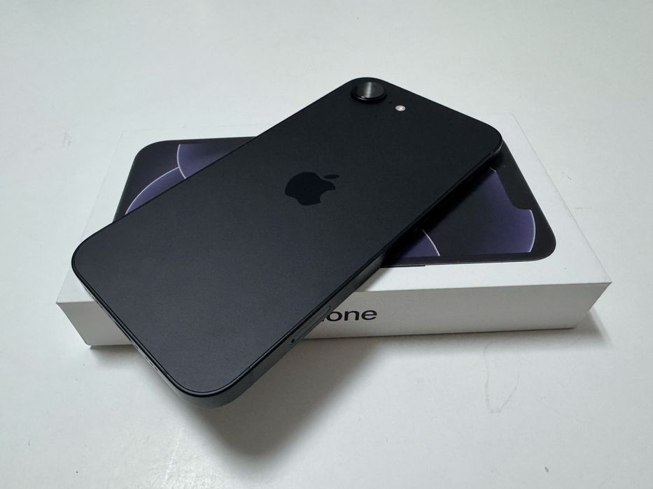 Apple iPhone 17e 256gb Novo