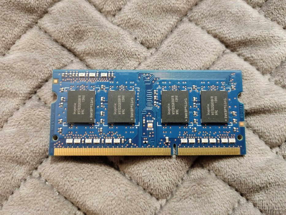 Модуль памяти SODIMM HYNIX 2GB 1Rx8 PC3-10600S-9-10-B1 DDR3 1333Mhz