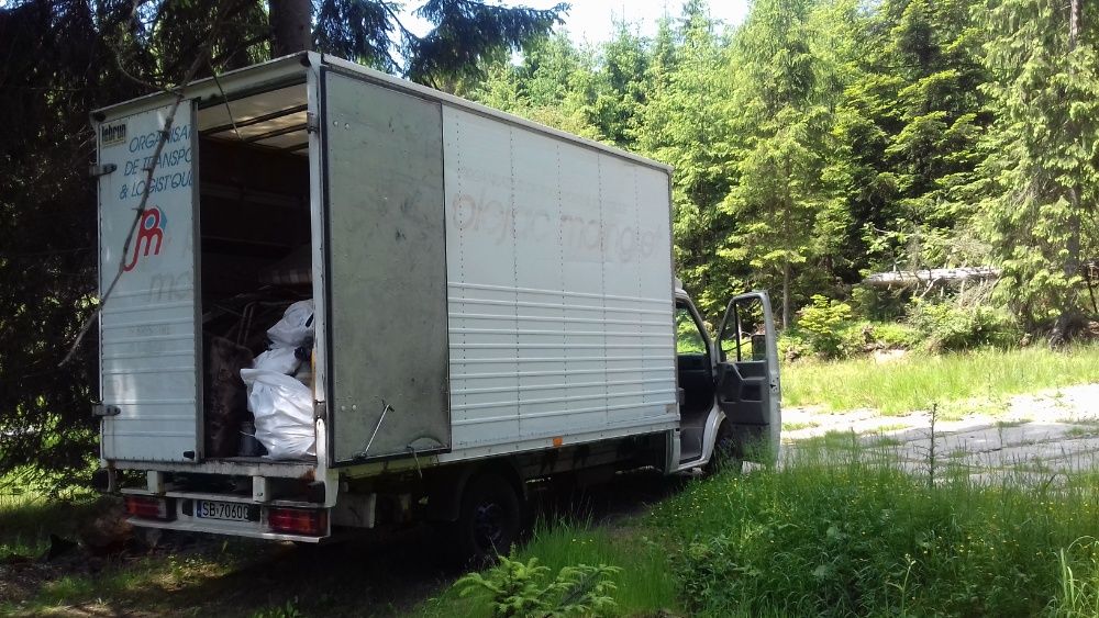 Transport Przeprowadzki Bielsko-Biała Wywóż Mebli Opróżnianie Mieszkań