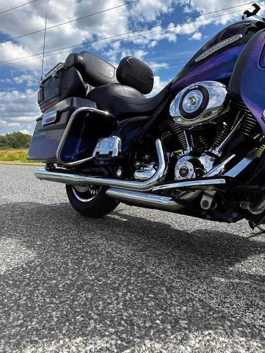 Harley-Davidson electra glide