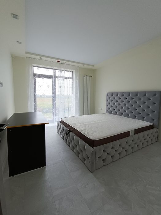 Таунхаус з ремонтом та меблями в Городищі