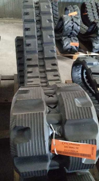 Гумова гусениця 320х86х52 , 
резиновая гусеница 320/86/52