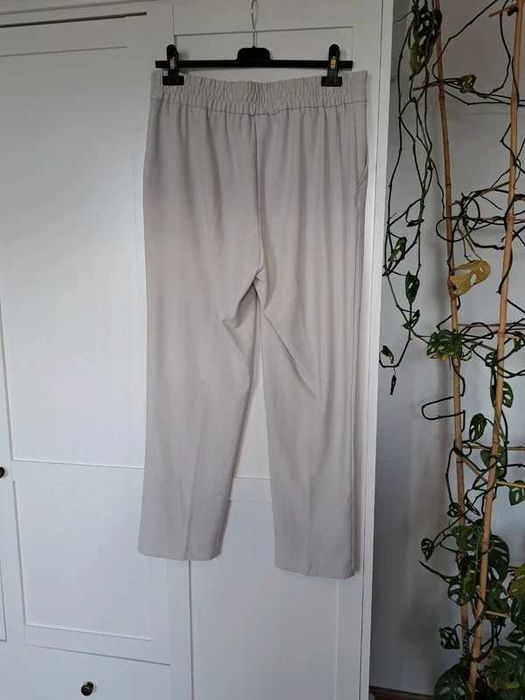 Beżowe eleganckie spodnie Maison d’Amélie Paris, EU 38