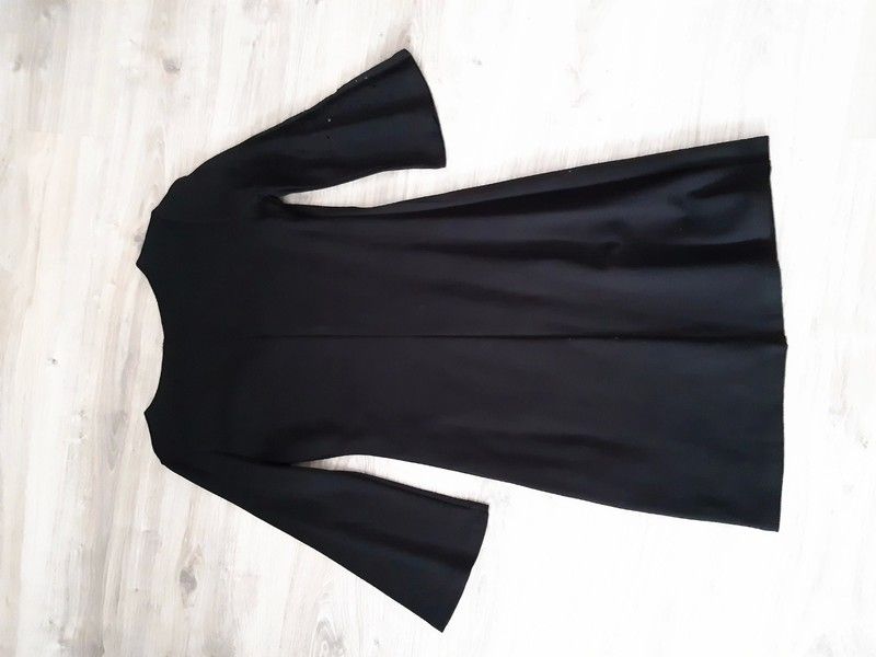 Czarna sukienka Desigual