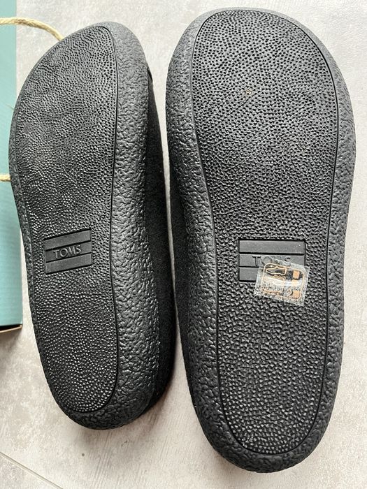 Buty kapcie Toms Berkeley Black Two Tone Felt 42