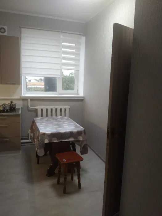 (13) Продам 2-рівневий будинок в с. Радісне