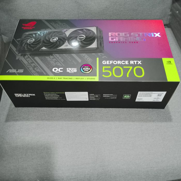 Відеокарта ASUS ROG-STRIX-RTX5070-O12G