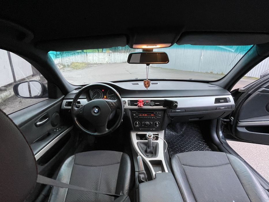 Продам BMW e90 рестайлінг