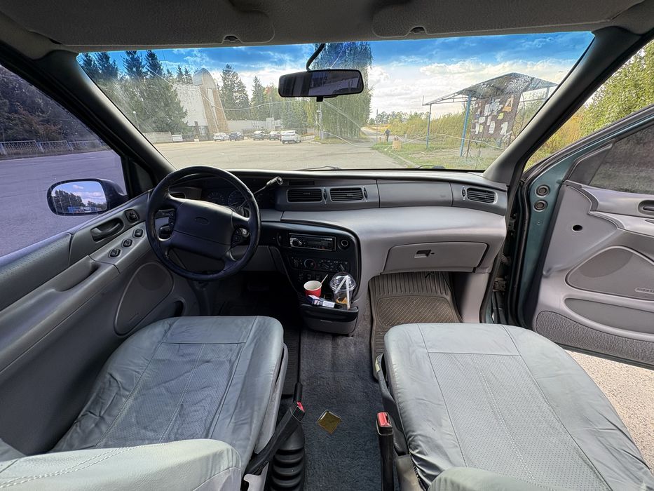 Продам ford windstar 3.0 бензин 1996 р. Є можливість пригнати
