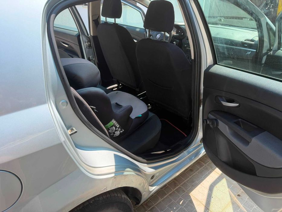 Fiat Punto 2008 completo APENAS 144MIL Km