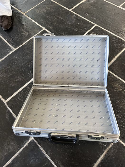 Mala alumínio  rimowa