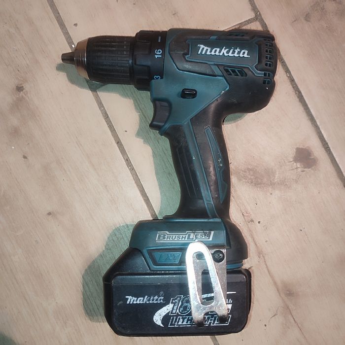 Wiertarka wkrętarka Makita DDF459