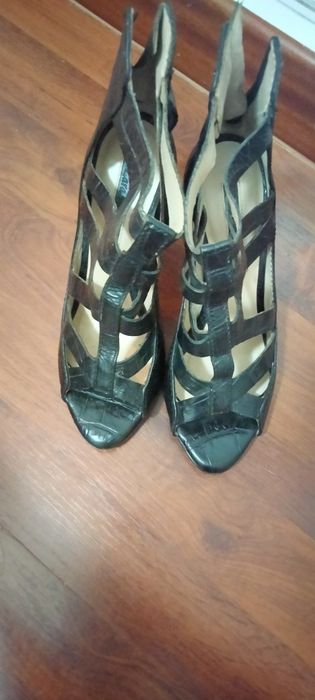 Sandálias Zara pretas 36