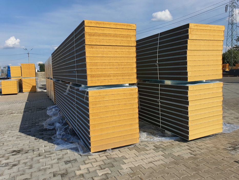 Płyta Warstwowa Poliuretan PIR Chłodnicza Płyty warstwowe Obornickie