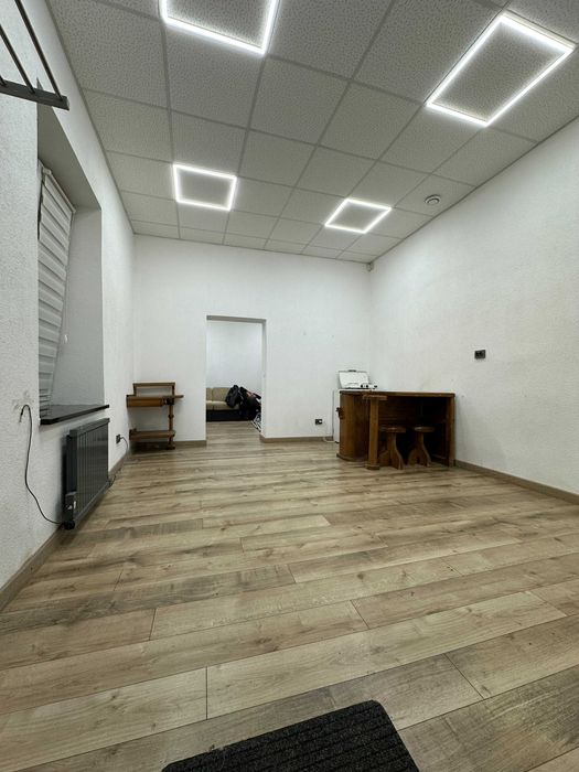 Продаж Квартири/Офісу в центрі міста. Майдан ринок.