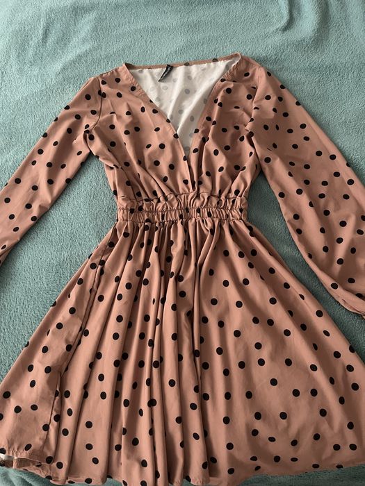 Sukienka brązowa w groszki