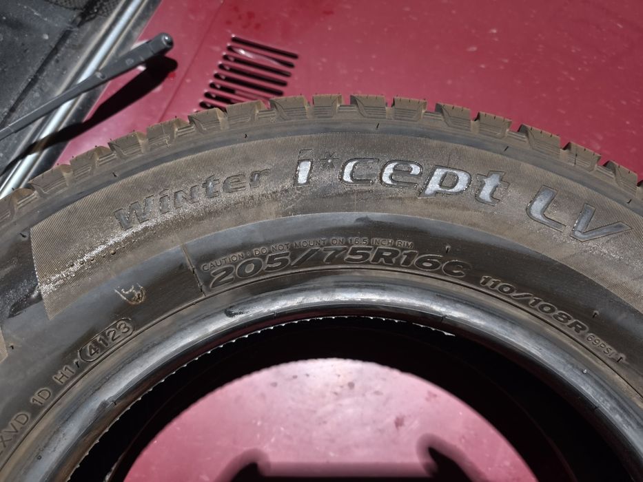 Все сезонная резина на микроавтобус Hankook 205-75 R 16 c