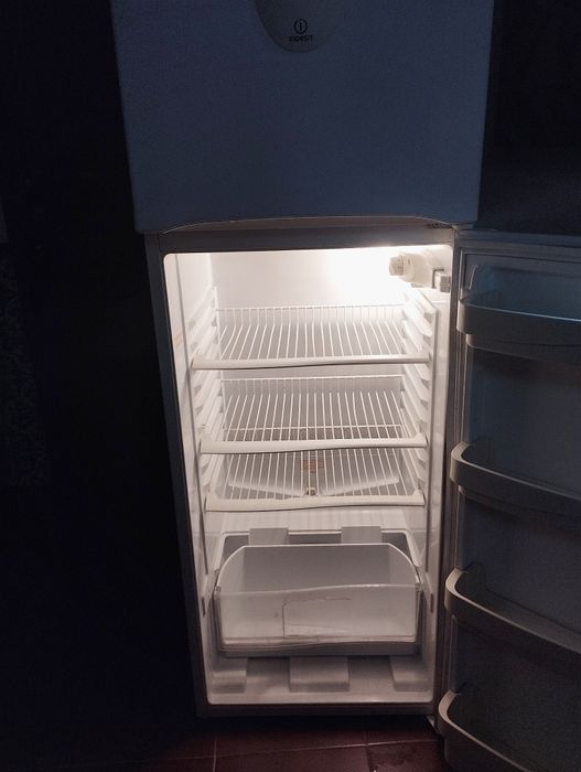 Frigrorifico Indesit marca Italiana
