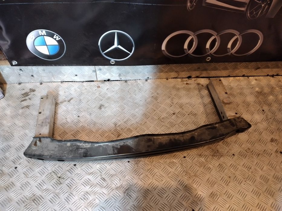 Audi a4 b8 belka zderzaka tyl