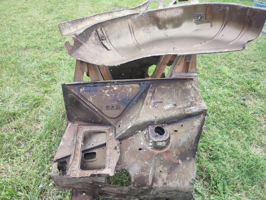 Sprzedam części do Poloneza I Syreny 104