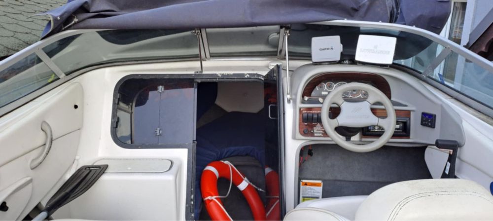 Łódź Motorowa Four winns Sundowner205