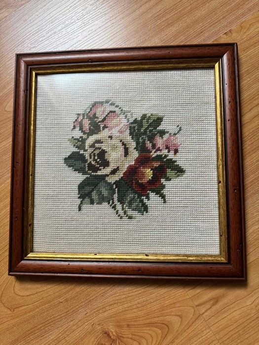 conjunto de 4 quadros em meio ponto feitos à mão