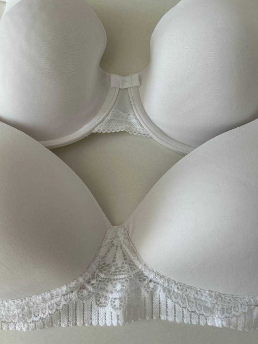 Комплект фірмових бюстгалтерів без кісточок Marks and Spenser 75C