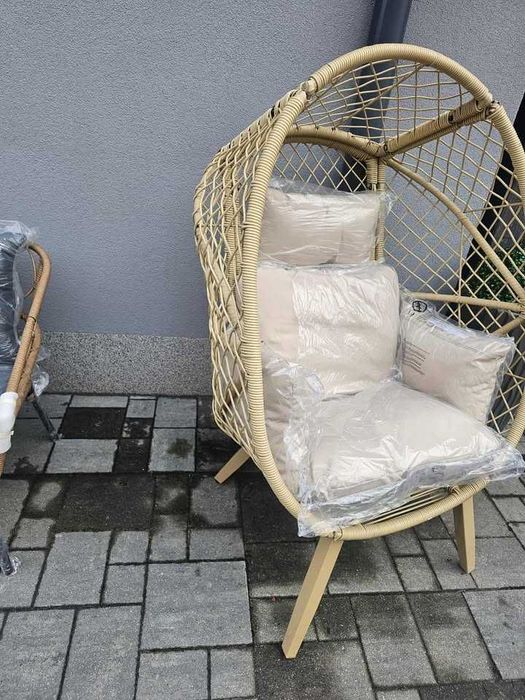Fotel ogrodowe kokon boho techno rattan na balkon z poduszkami beżowy