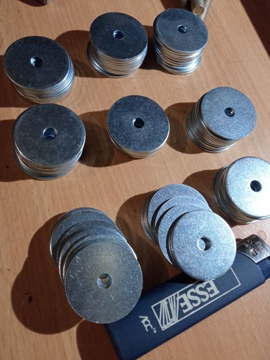 Болты крепления гайки шайбы