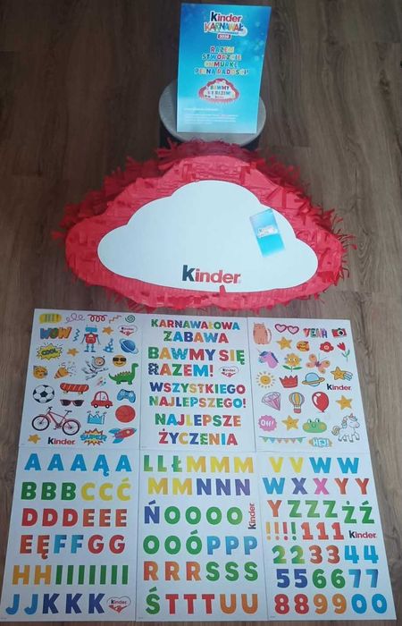 Kinder PINIATA chmurka z naklejkami