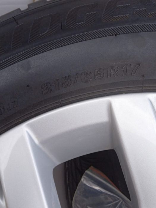 Felgi opony Koła 5x112  17 cali bridgestone 215/65 tiguan II