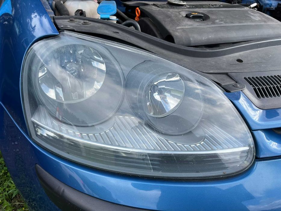 lampa przód przednia prawa vw golf v 5 hatchback kombi vw jetta a5 v 5 2003-2009 szary środek