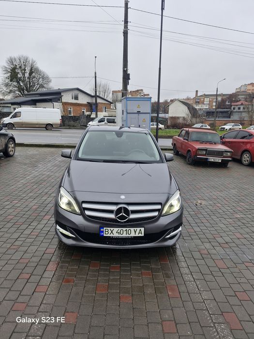 Mercedes benz  B250e