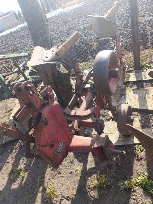 Продам плуг 3-30