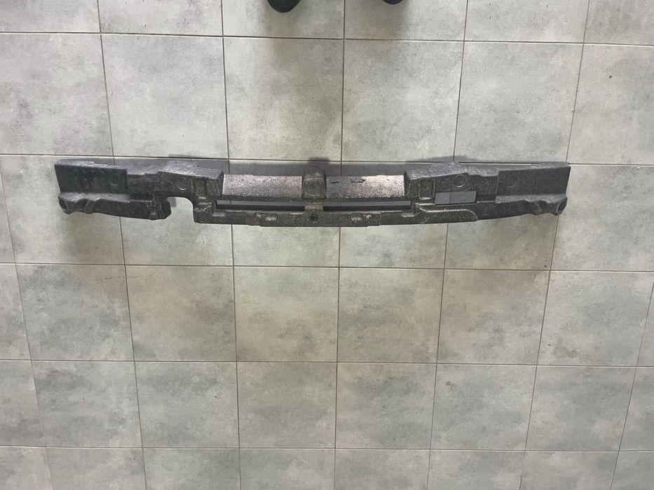 Адсорбер(амортизатор) переднього бампера Toyota Camry V55. 52611-33260