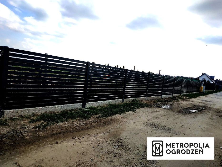 Ogrodzenia metalowe, poziome, nowoczesne, palisadowe. Montaż.