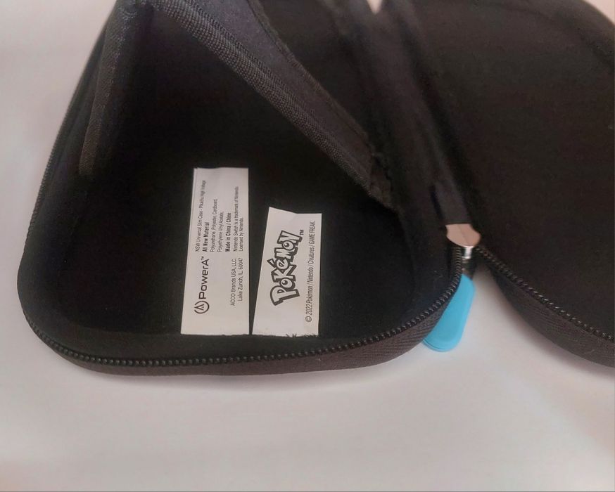 Чохол PowerA Slim Case для Nintendo Switch з дизайном Пікачу