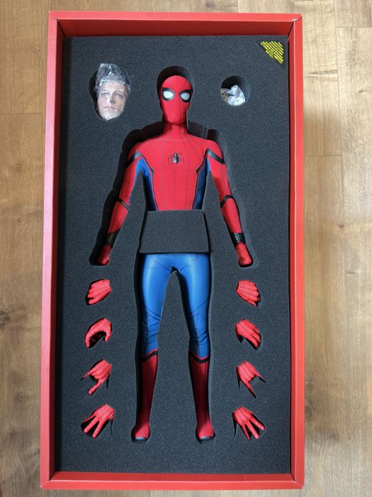 Фигурка 1/4 hot toys qs15 SPIDER-MAN : HOMECOMING (DELUXE)