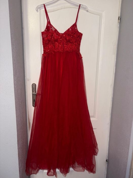 Sukienka na studniówkę