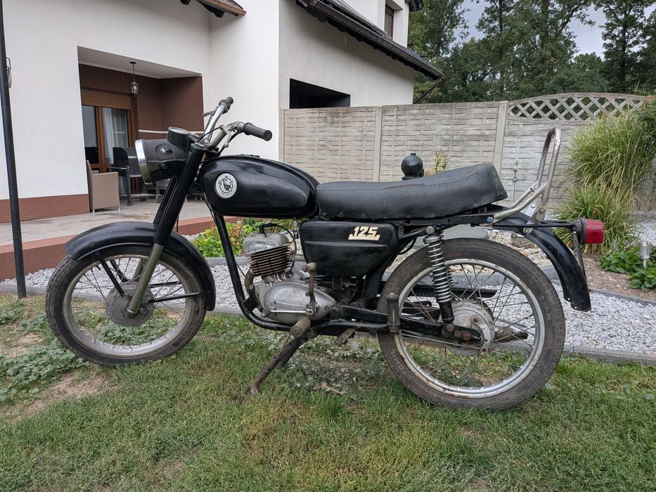 Części WSK 3 125 82r na chodzie brak pap