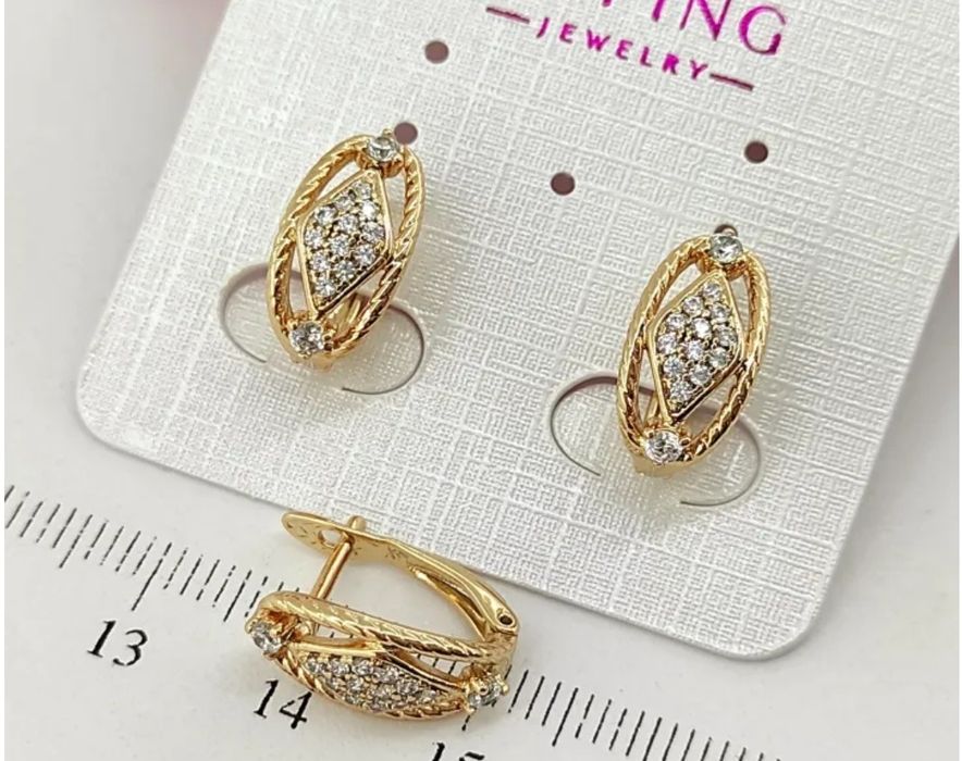 Сережки з медичного золота. Хорошої якості