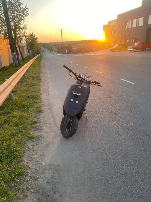 ПРОДАМ Suzuki let's 2