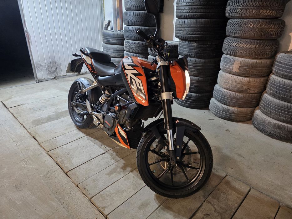 KTM DUKE 125 15KM ABS Super stan/Zamiana/2015r/Dlugie oplaty