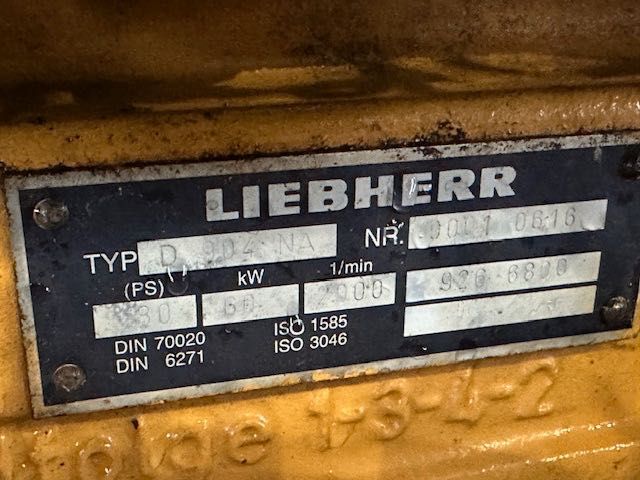 silnik liebherr d 904 używany do koparki